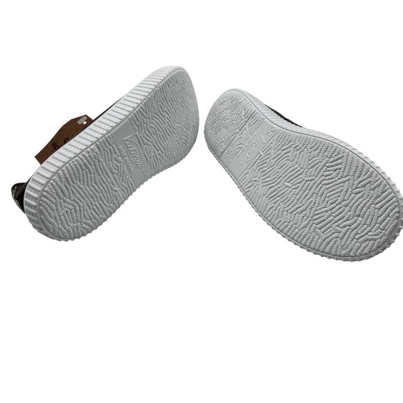 Victoria Slip On Sneakers Kids Taupe‎ NWT Size 32 US 1 Model 06627 - Picture 2 of 6